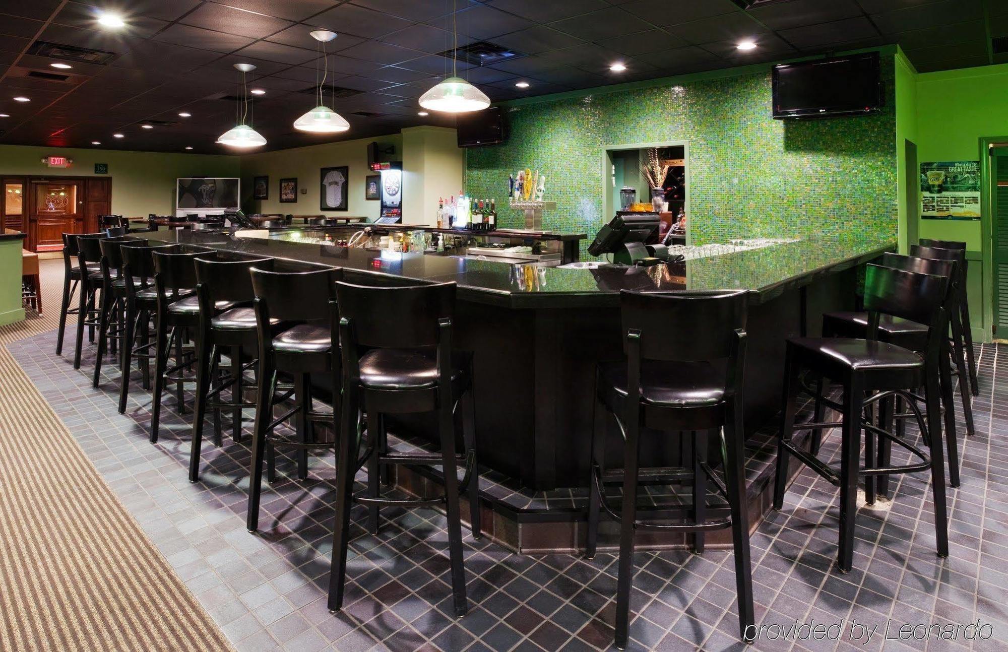 Doubletree By Hilton Neenah Exterior foto